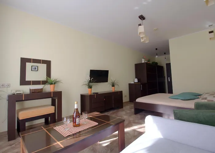 Prywatny W Kompleksie Hotelowym Przy Ul Kosciuszki 16 Kołobrzeg